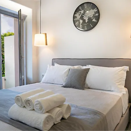 Apartment White&gray *